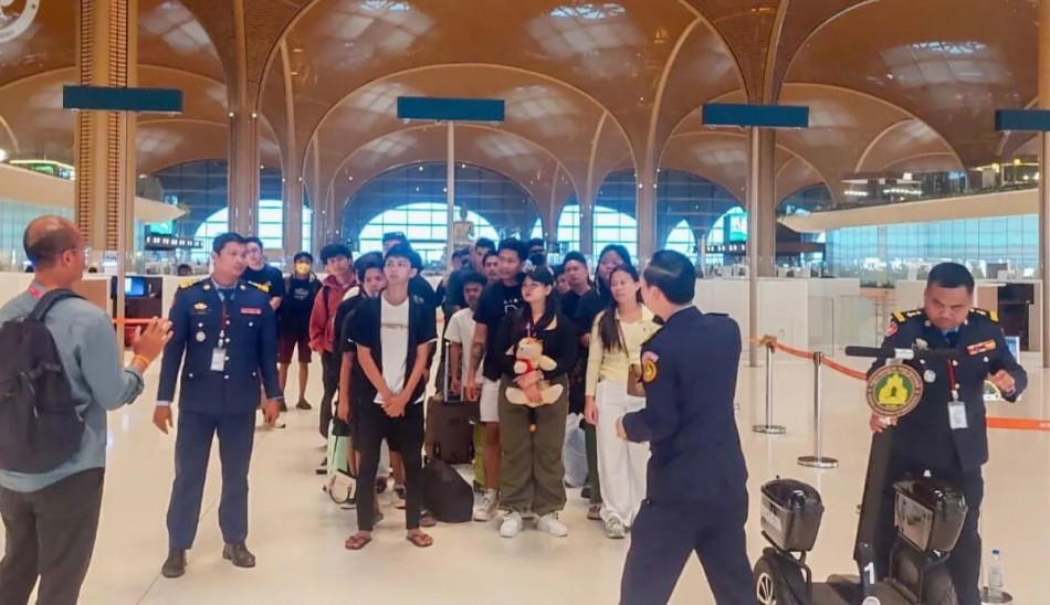 KBRI Kewalahan, Ribuan WNI Antre Pulang: Apa yang Sebenarnya Terjadi di Kamboja? 
