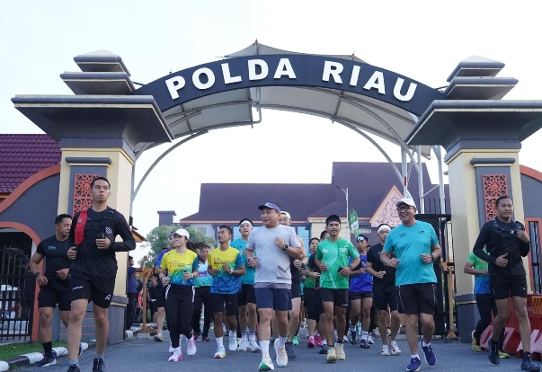 Riau Bhayangkara Run 2026 Diluncurkan, Kapolda Ingatkan Ancaman Karhutla dan Bahaya Narkoba