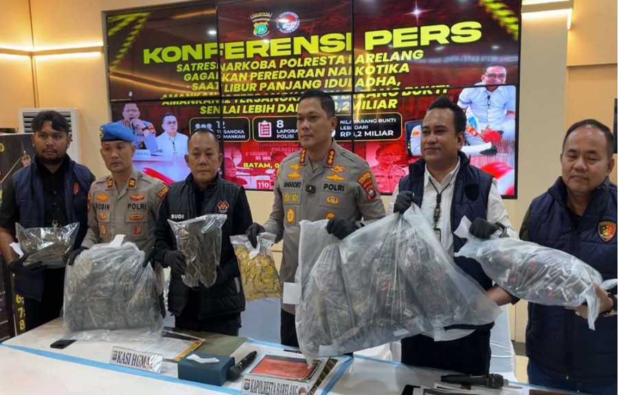 Polresta Barelang Gagalkan Ribuan Vape Etomidate dari Malaysia Masuk Batam, Nilainya Tembus Rp8,2 Miliar