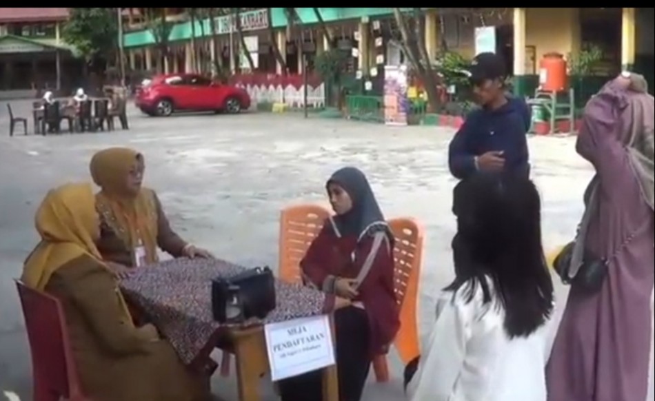 SPMB 2026 Dimulai, Pemko Pekanbaru Siapkan Bantuan Seragam Gratis bagi Siswa Kurang Mampu