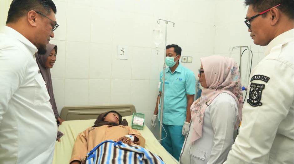 Lebih dari 180 Siswa Keracunan MBG di Riau, Wabup Kampar Sesalkan Kejadian Ini