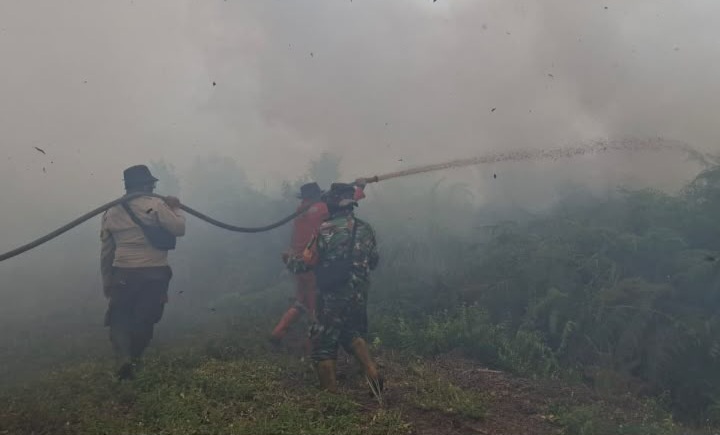 Kabut Asap di Riau: Negara Harus Hadir Sebelum Api Menyala