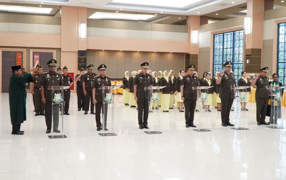 Lima Pejabat Kejati Riau Berganti, Kajati Soroti Integritas dan Penegakan Hukum Karhutla