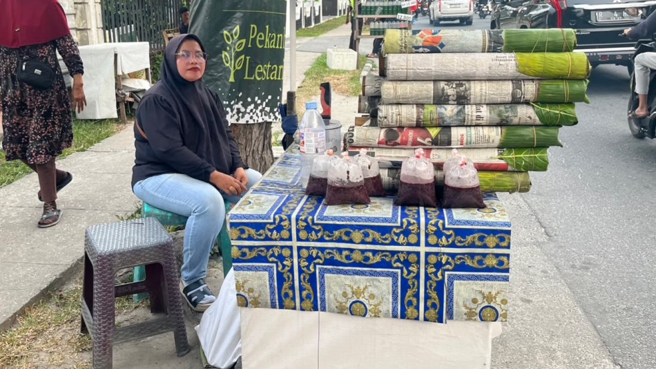 Lemang di Pinggir Jalan Pekanbaru, Tradisi Kuliner yang Tetap Bertahan