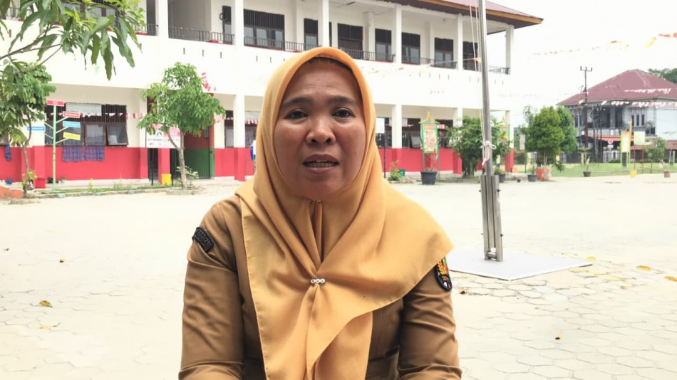 Keterbatasan HP Orangtua Siswa Jadi Kendala Penerapan PJJ di Pekanbaru