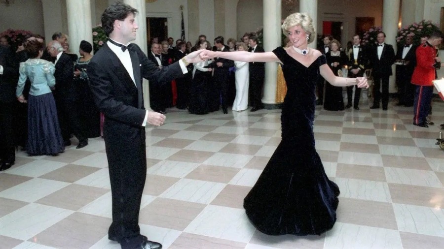 Gaun Balas Dendam Legendaris Putri Diana Bersiap Dilelang di New York dengan Harga Fantastis