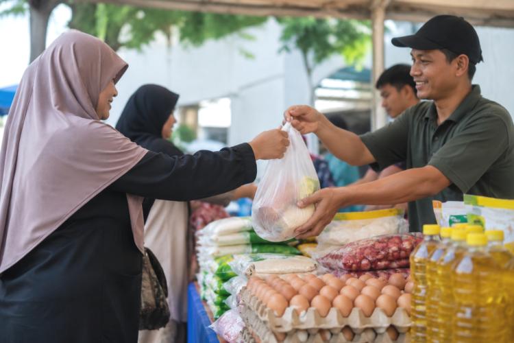 Pemprov Riau Kembali Gelar Pasar Murah, Simak Lokasi dan Harganya!