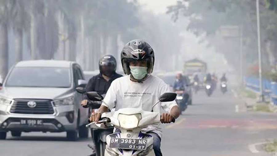 Kabut Asap Masih Mengancam, PM2.5 Pekanbaru Tembus 147