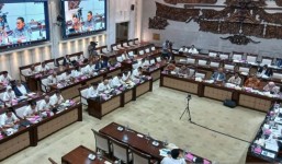 BBM Subsidi Tak Naik Sampai Akhir Tahun, Menkeu Purbaya: Masyarakat Nggak Usah Takut