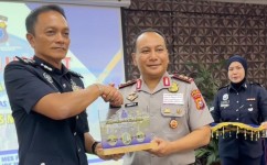 Bahas Penguatan Sinergis Keamanan Selat Melaka, Kapolda Riau Temui Ketua Polis Melaka