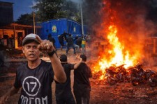 Panipahan Rohil Memanas, Demo Pemberantasan Narkoba Berujung Perusakan dan Pembakaran