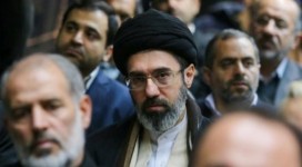 Muncul dari “Bayangan”, Khamenei Klaim AS Tumbang, Sindir Trump Tanpa Ampun