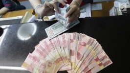 Tertekan Konflik Timur Tengah, Rupiah Kembali Melemah, Ditutup di Level Rp17.667 per-Dolar AS