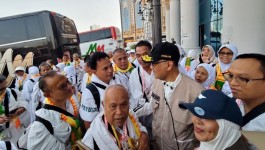 Kabar dari Tanah Suci: Ribuan Jemaah Indonesia Bergerak ke Arafah, Puncak Haji Dimulai