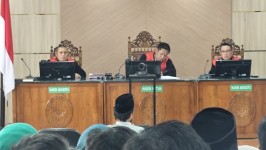 UAS Jadi Saksi Abdul Wahid, Ruang Sidang PN Pekanbaru Diserbu Pengunjung