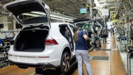 Produsen Mobil China Makin Menguasai Pasar Eropa, Industri Otomotif Jerman Tertekan