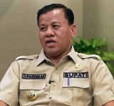 KPK Sore Ini Umumkan Status Hukum Bupati Kuansing Suhardiman Amby