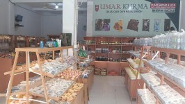 Berburu Oleh-Oleh Timur Tengah di Pekanbaru: Umar Kurma Tawarkan Kurma Premium Mulai Rp150 Ribu