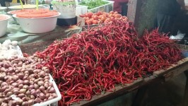 Harga Cabai Merah Mulai Turun, Cabai Rawit dan Sayuran Malah Meroket di Pasar Pekanbaru